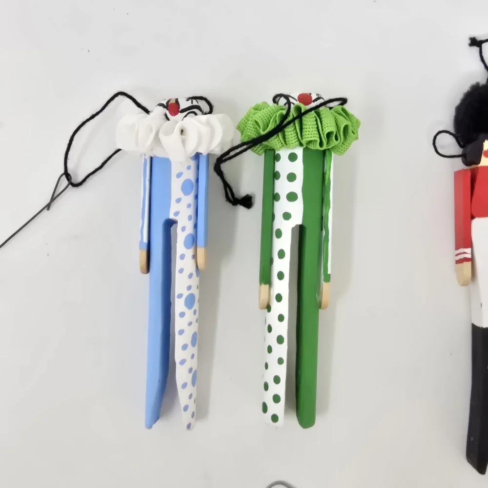 Vintage clothespin laundry clip Christmas ornament wooden set of 8 holiday décor
